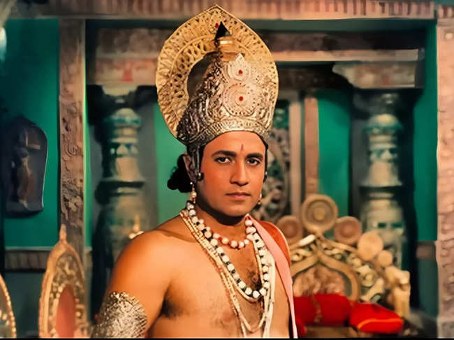 ​In the late 1980s, watching the iconic show 'Ramayana' became a daily ritual for many Indians.
