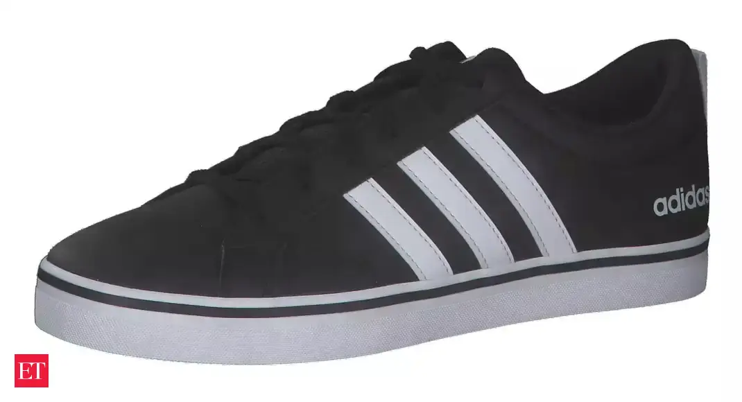 Black Sneakers for Men: 8 Most Popular Black Sneakers for Men at Best Prices - Vimarsana News