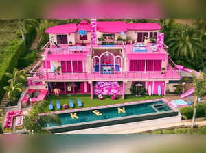 Malibu barbie dream house