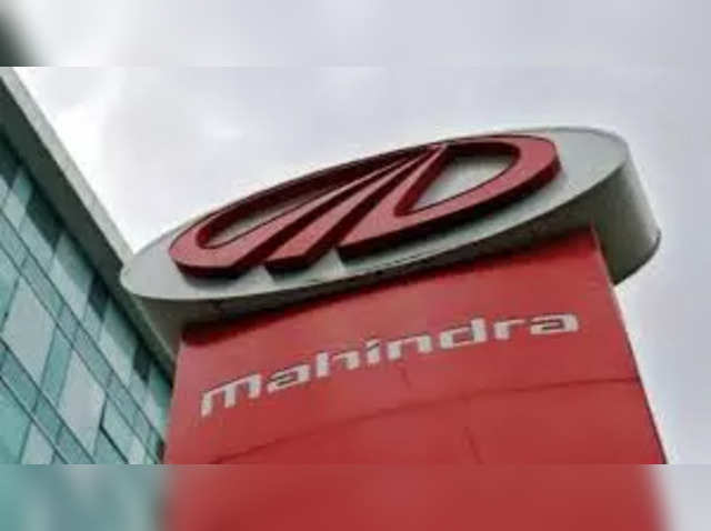 Mahindra & Mahindra | New 52-week high: Rs 1,461 | CMP: Rs 1453.75 