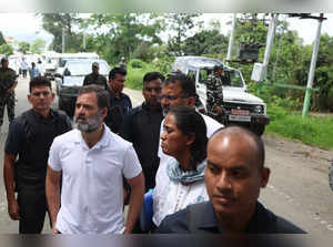 Rahul visits relief camps in two Manipur districts, interacts with displaced people