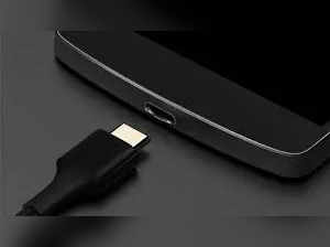 How to clean USB-C carefully and properly? See the steps - The Times
