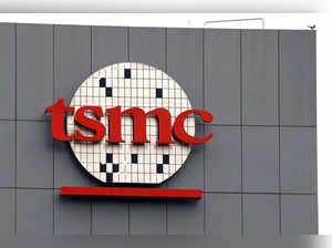 Taiwan Semiconductor Manufacturing Co Ltd (TSMC), the world's most valuable chipmaker, forecast growth would return in the second half of this year.