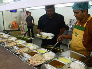 Per plate food cost in India inched up in past two months: Crisil report