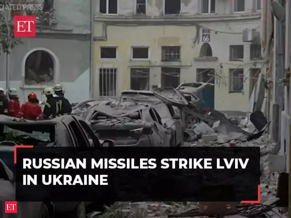 ukraine: Russian missile strike Lviv in western Ukraine - The Economic ...