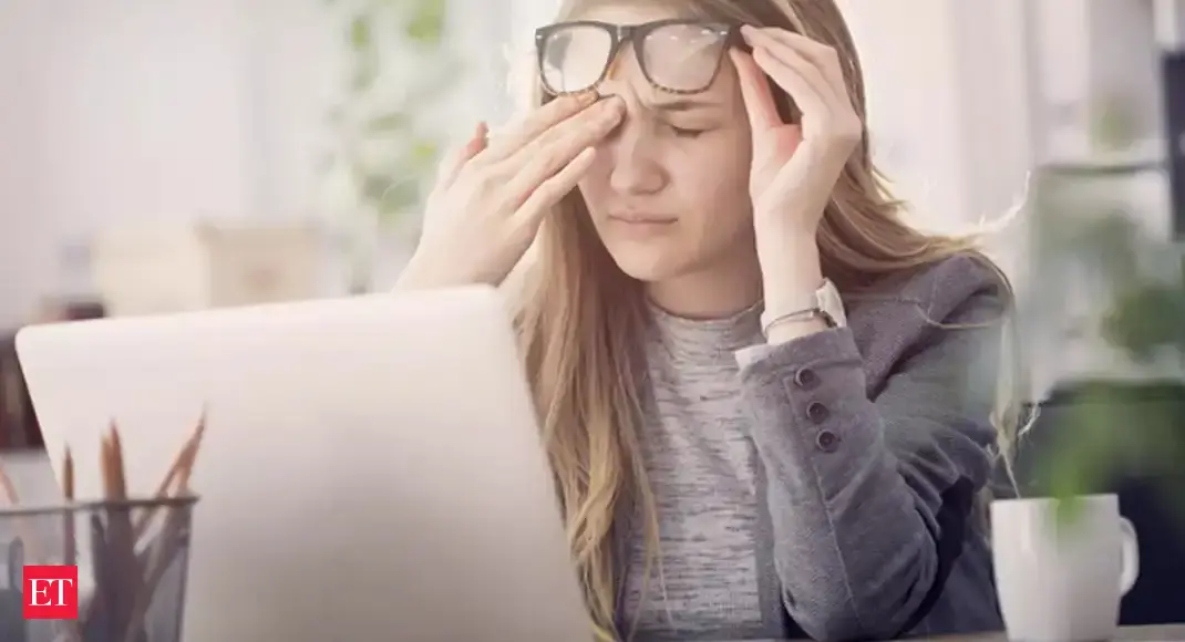 long covid symptom: Another long Covid symptom emerges: Persistent headaches - Vimarsana News