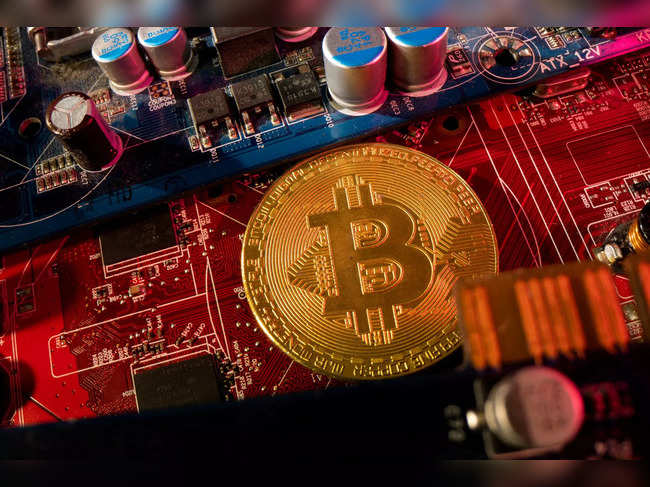 Cryptoverse: Bitcoin bounces on BlackRock buzz