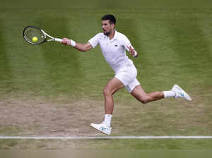 Novak Djokovic ties Roger Federer with 46 Slam semifinals and meets Jannik Sinner next at Wimbledon