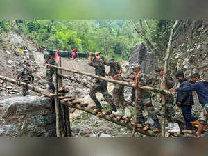 **EDS: TWITTER IMAGE VIA @prodefgau** North Sikkim: Indian Army personnel during...