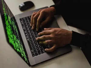 Suspected Chinese gangs luring job seekers into committing cybercrime: Report