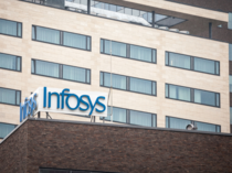 Infosys, Mphasis, and 5 other stocks rise above 100-day SMA