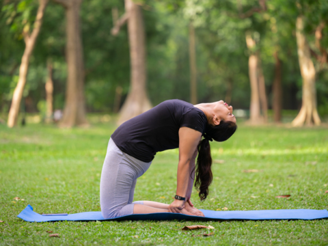 Balance Your Heart Chakra with these Yoga Poses #MondayMotivation