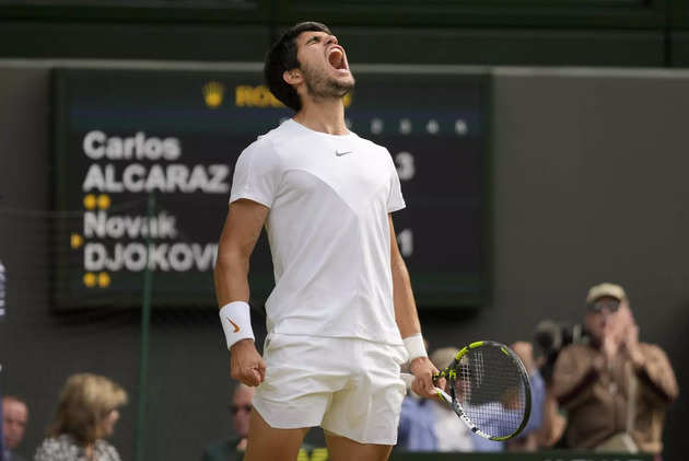 Wimbledon Final Live: Alcaraz stuns Djokovic to win Wimbledon title