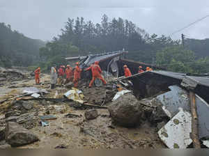 6 bodies pulled from flooded tunnel in South Korea as heavy rains cause flash floods and landslides