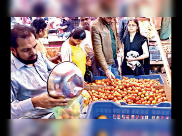 Tomato sales in Faridabad, Gurugram, and Gautam Nagar