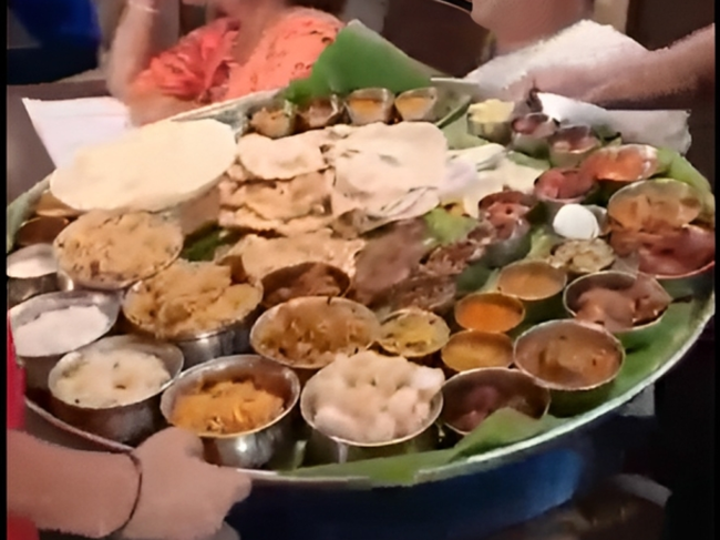 ​Several people felt 'Bahubali' thali wasn't a good idea. ​