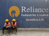 RIL shares fall over 2% on Macquarie downgrade