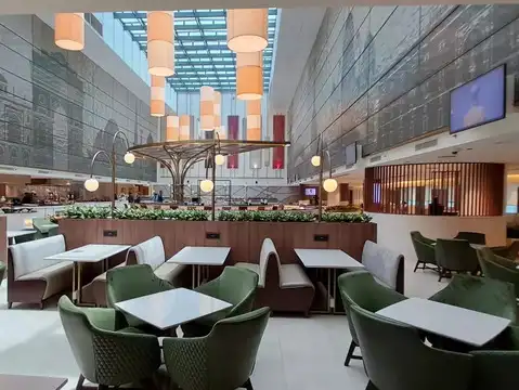 Exclusive Lounge for Business Class and First-Class Travellers