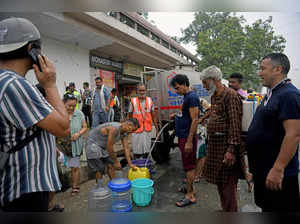 New Delhi, July 17 (ANI): Delhi Jal Board (DJB) providing water to the people li...