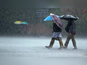 IMD predicts heavy rain, Rangareddy districts