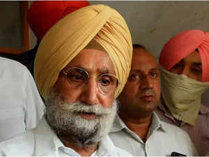 BJP may stop Rahul Gandhi in Parliament but people of country will not tolerate it:Sukhjinder Singh Randhawa
