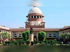 Supreme Court refers AAP govt's plea against Centre's Delhi services ordinance to 5-judge bench