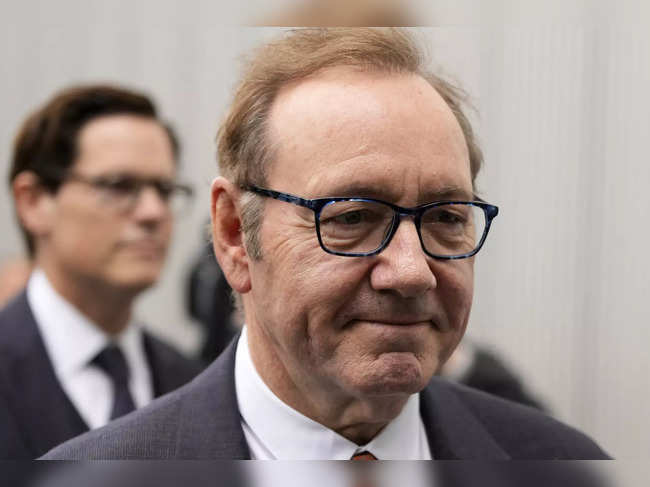 Jury in Kevin Spacey's sexual assault trial ends 1st day of deliberations in London