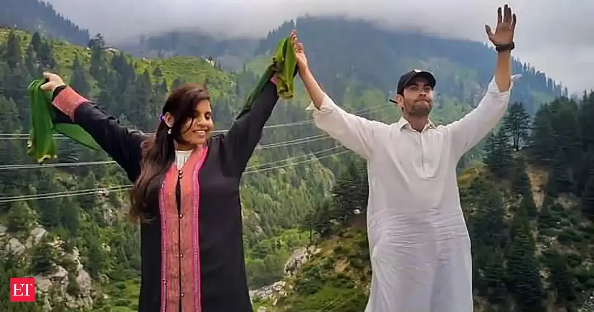 Indian Anju becomes Fatima, marries Pakistani Facebook friend after ...