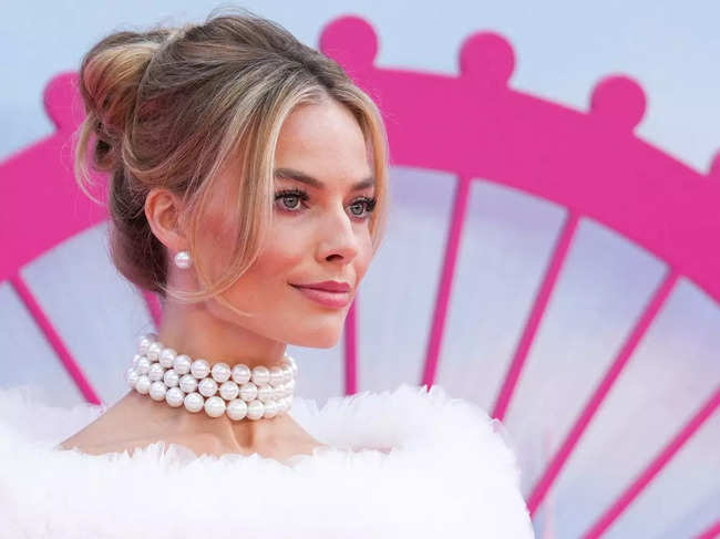 Margot Robbie's heartwarming act for her mother's mortgage