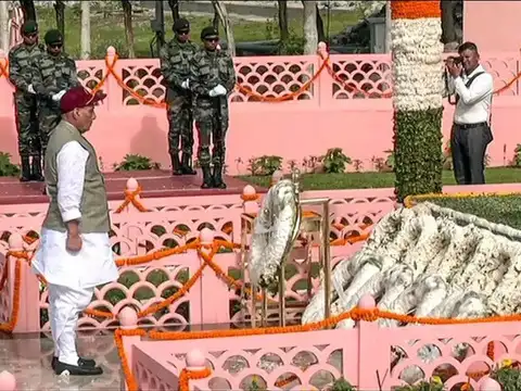 Rajnath visits Ladakh