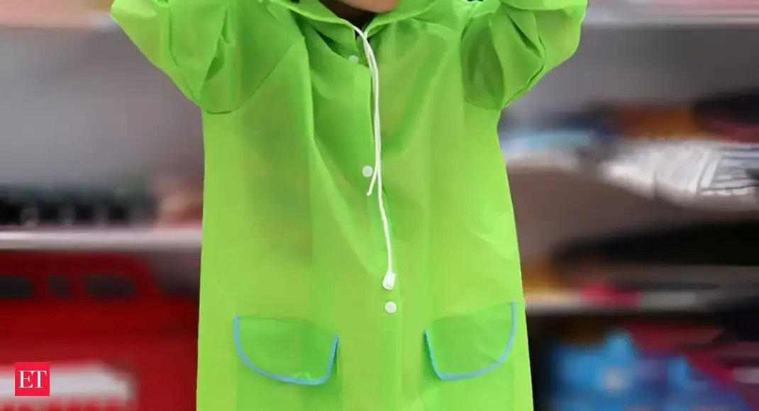 Best raincoats for kids: 6 Best Raincoats for Kids for Unlimited Fun This Monsoon - Vimarsana News