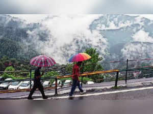 Heavy rains forecast for few places in Himachal Pradesh, orange alert sounded