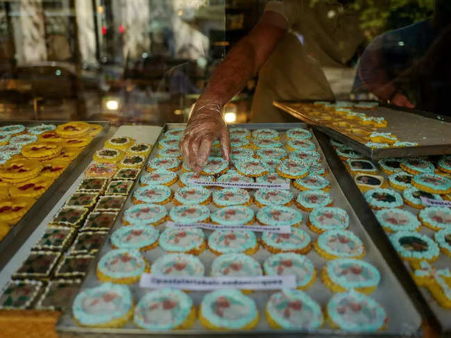 Lisbon pastry shop honors Pope Francis with special cookies