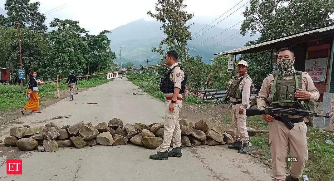 ‘Withdraw security personnel belonging to Meitei community from Moreh’