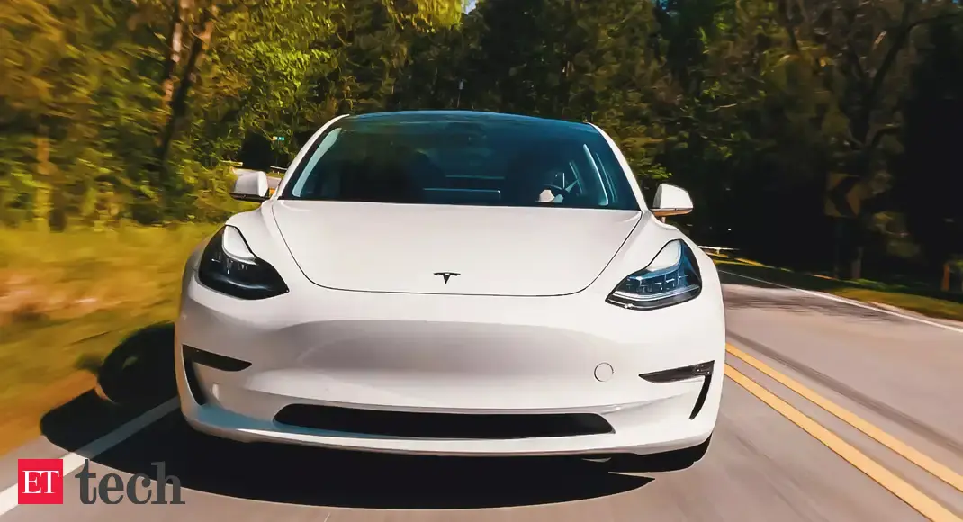 tesla: US opens safety probe into complaints from Tesla drivers that they can lose steering control - Vimarsana News