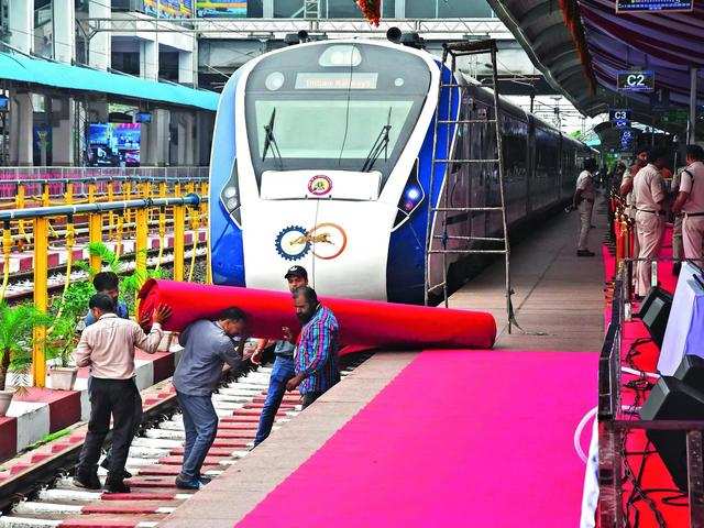 Insights into the Vande Bharat sleeper train project