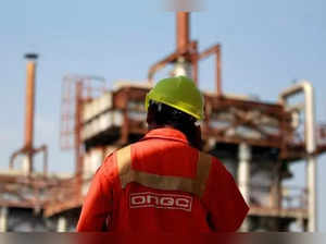 Govt looks to hire private sector executive to head ONGC(twitter)