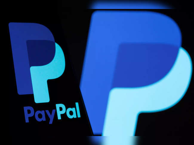 PayPal's weak margin eclipses upbeat spending outlook