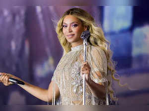 Beyonce pays $100,000 to extend D.C. Metro train hours for fans. See what happened