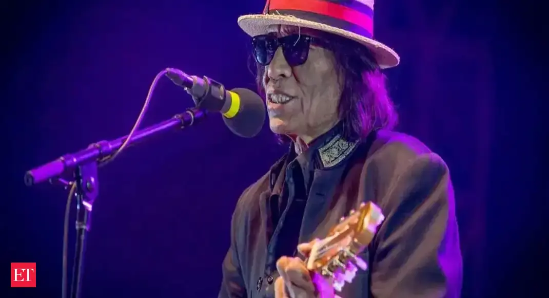 Sixto Rodriguez: 'Searching for Sugar Man' fame Rodriguez passes away at 81 - Vimarsana News