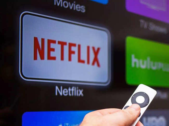 Netflix iOS App: Now play games on TV with Netflix's new Controller app ...