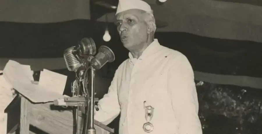 independence day: Moving quotes from Jawaharlal Nehru's 'Tryst With ...