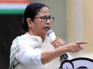 Mamata Banerjee hails SC order staying Rahul Gandhi's conviction in Modi surname case