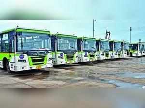Eight buses started from the Nashik Road and Tapovan bus depots in the city on Sunday night after the strike ended. All the city buses will start operating as per their schedule from 4am on Monday.