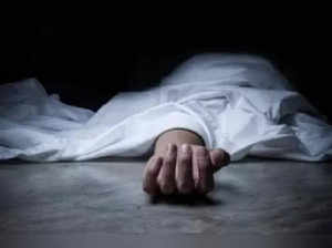 MP: Alleging 'toxic work culture' doctors at Bhopal hospital continue stir after colleague's suicide