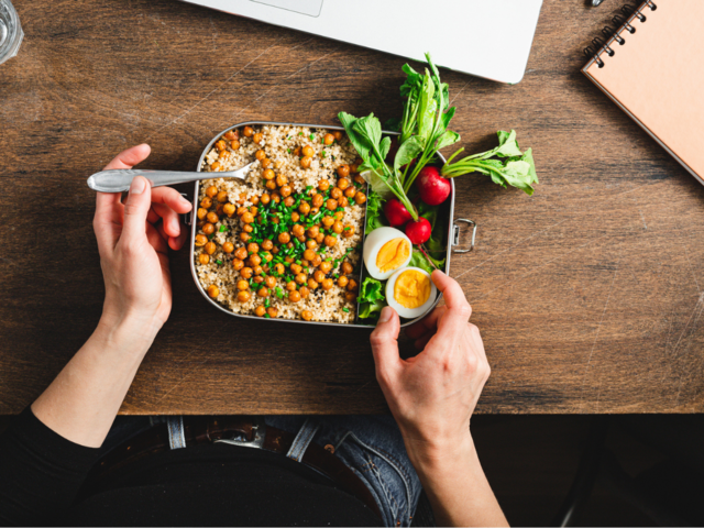 ​Mediterranean Chickpea Salad