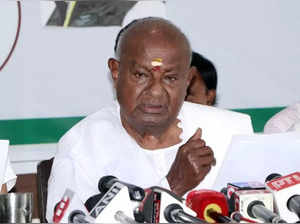 Bengaluru: Former Prime Minister of India H D Deve Gowda addresses a press conference in Bengaluru,on Tuesday ,June 06, 2023. (Photo:IANS/Twitter)