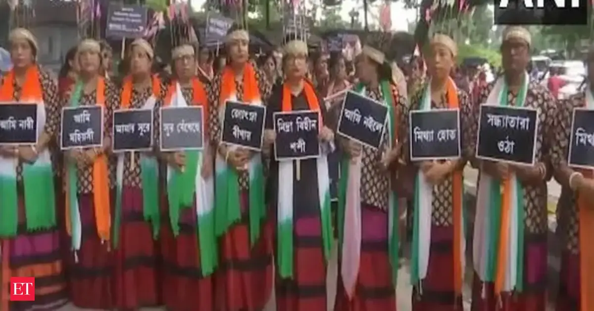 manipur: Trinamool Mahila Congress protests against atrocities on women ...