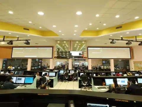 All set for Automatic Landing Sequence