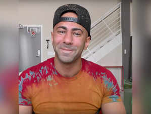 Streamer Fousey taken to mental institution. See what happened